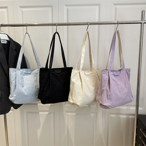 Borsa Tote in Nylon di Grande Capacità per Donna Borsa a Spalla Minimalista Increspata Casual Versatile Cartella per Studenti