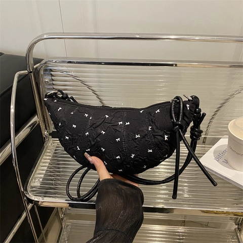 Sac à Bandoulière Croissant Doux Style Coréen Imprimé Nœud Papillon Sac Sous le Bras Froncé Avec Bandoulière Nouée Mode