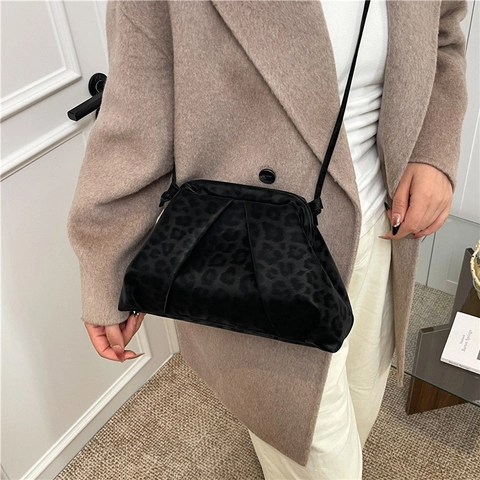 Women Leopard Print Pleated Underarm Shoulder Bag Faux Leather Ruched Hobo Bag Fashion Daily Commute Crossbody Handbag