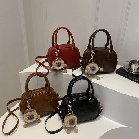 Damen Retro Kunstleder Umhängetasche Geprägte Buchstaben Mini Quadratische Handtasche Mit Langem Riemen Crossbody Tasche