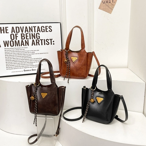 Vintage Synthetic Leather Tote Bag For Women Solid Color Triangular Logo Messenger Shoulder Handbag With Adjustable Strap