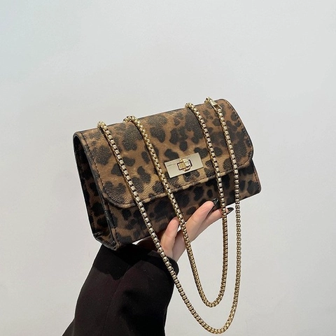 Fashion Leopard Print Small Square Bag For Women Trendy Chain Shoulder Crossbody Bag PU Leather Flap Bag With Metal Buckle