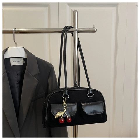 Women Retro Suede Patchwork Shoulder Bag Elegant Patent Leather Underarm Bag Minimalist Commuter Handbag Stylish Hobo Bag