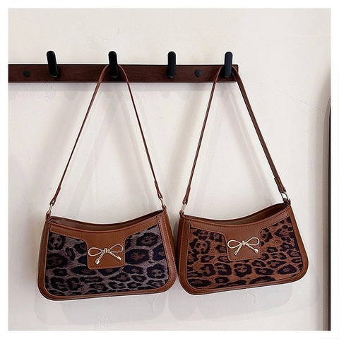 Vintage Leopard Print Underarm Bag For Women PU Leather Stitching Small Square Shoulder Bag With Gold Metal Bow Decor