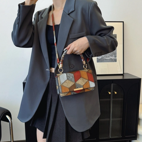 Sac à Épaule Patchwork Vintage pour Femmes Sac Bandoulière en Cuir Géométrique Sac Carré Couleur Contrastée Poignée Tissée Sac Urbain Décontracté