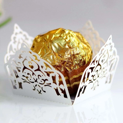 Caissettes de Décoration Découpées au Laser pour Chocolats Base en Dentelle de Papier Perlé pour Cadeaux de Mariage et Fêtes