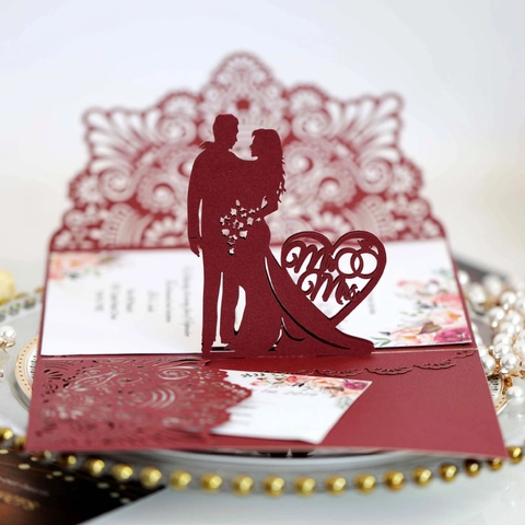3D Lasergeschnittene Hochzeitseinladungen Mr & Mrs Silhouette Pop-Up Grußkarten Mit Umschlägen Für Verlobung Perlmuttpapier