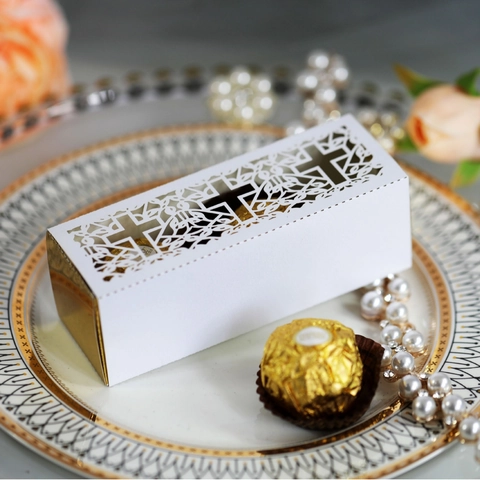 Scatola di Caramelle in Carta Perlata Intagliata a Laser Motivo a Croce Scatola Regalo Rettangolare per Matrimonio Battesimo Festa