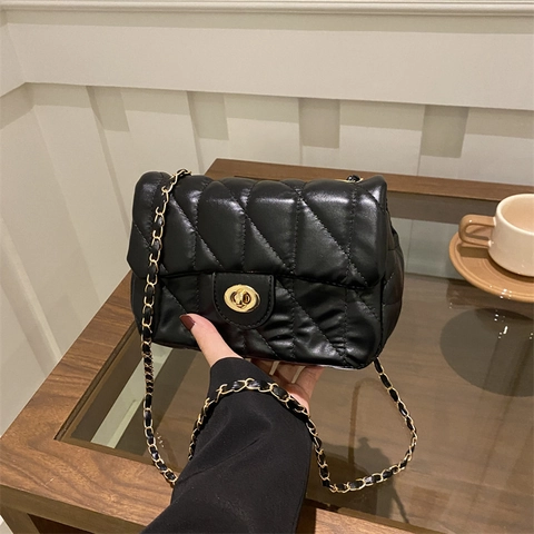 Elegante Borsa a Quadrato Piccola Trapuntata a Rombi con Patta da Donna in Pelle PU Tracolla a Catena Chiusura a Girello