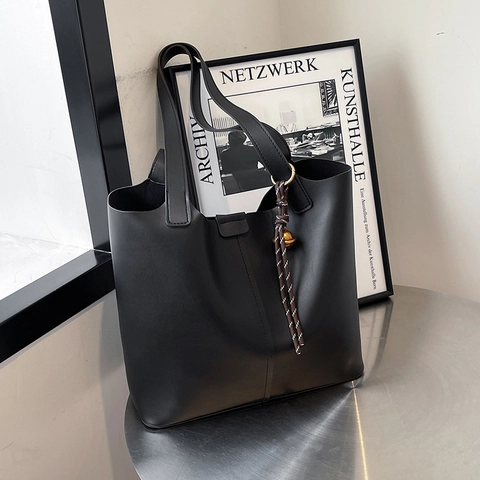 Retro Large Capacity Faux Leather Tote Bag For Women Casual Commuter Shoulder Handbag Set With Small Pouch Solid Color