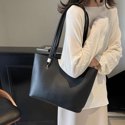 Women Minimalist Synthetic Leather Tote Bag Large Capacity Solid Color Shoulder Bag Golden Hardware Daily Commute Urban Style Bag