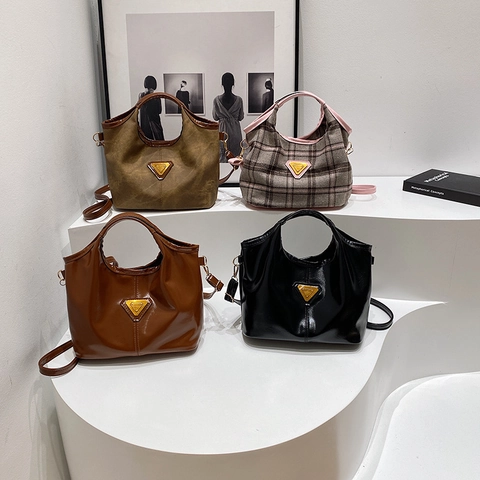 Vintage Patchwork Large Capacity Shoulder Bag Fashion Women Handbag Stylish Crossbody Tote Bag Commuting Versatile Purse