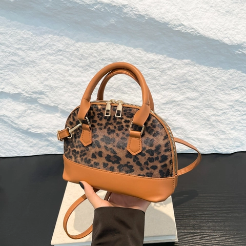 Bolso de Hombro de Concha con Estampado de Leopardo para Mujer Cuero Sintético con Costuras en Contraste Bolso de Mano Casual