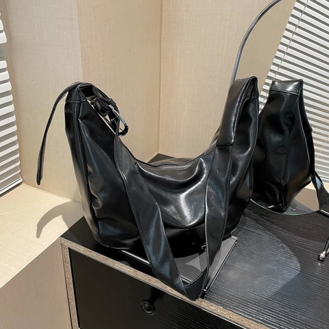Glänzende Hobo Schultertasche Aus Kunstleder Für Damen Retro Dumpling Tasche Mit Großer Kapazität Und Verstellbarem Gurt