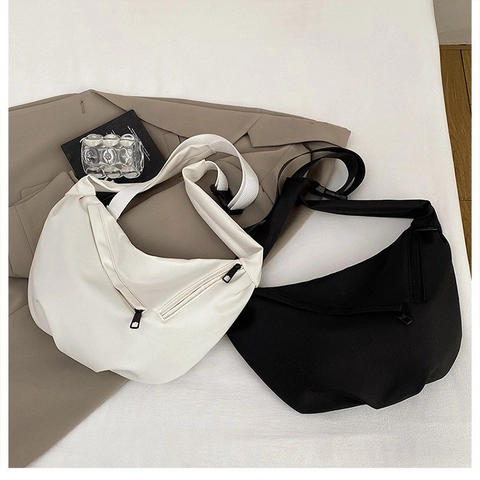 Women Crescent Crossbody Bag Large Capacity Composite Fabric Shoulder Bag Minimalist Casual Dumpling Bag For Daily Travel