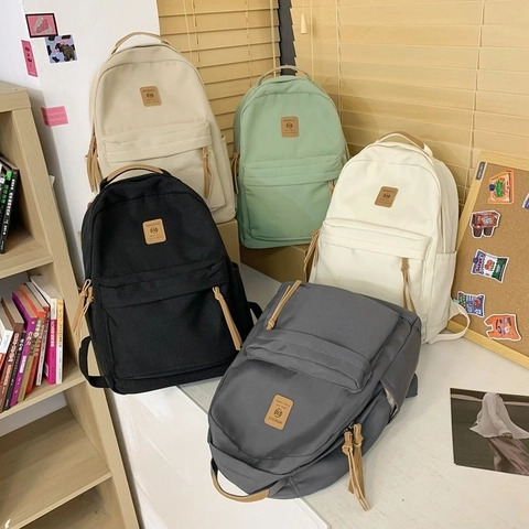 Sac à Dos Minimaliste en Nylon pour Femmes Grande Capacité Cartable Mode Casual Sac à Dos de Voyage Avec Patch en Cuir Contrasté