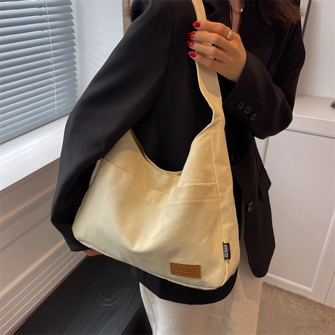 Grand Sac à Épaule en Polyester pour Femme Minimaliste Urbain Décontracté Sac Fourre-Tout Cousu Couleur Unie Sac Hobo Quotidien