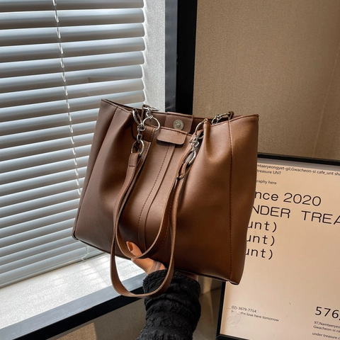 Grand Sac Fourre-tout en Cuir PU pour Femmes Sac à Bandoulière de Navette Minimaliste Urbain Avec Boucle Magnétique