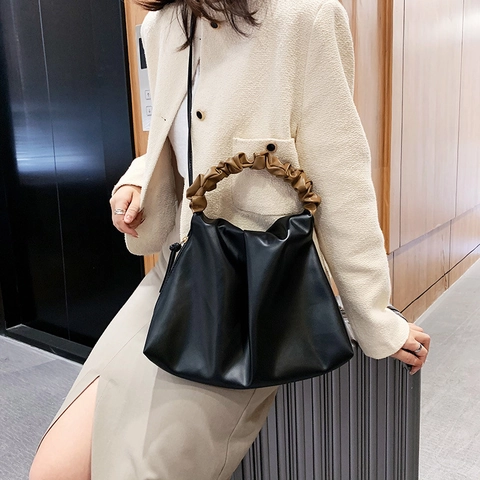 Damen Geraffte Eimer Umhängetasche Koreanischer Stil PU Leder Handtasche Mit Scrunchie Griff Minimalistische Alltagstasche