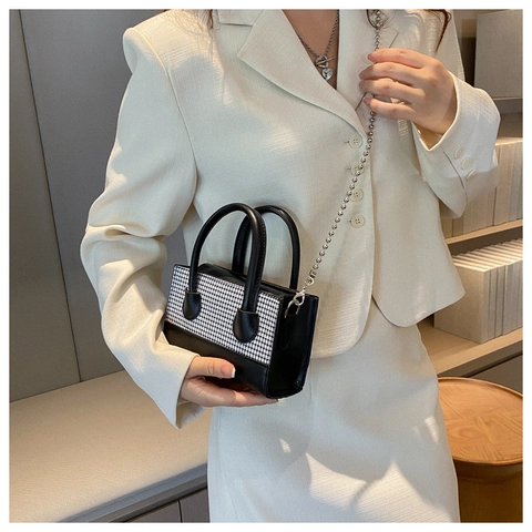 Women Retro Houndstooth Checkerboard Shoulder Bag With Metal Ball Chain PU Leather Fashion Crossbody Handbag Small Square Bag