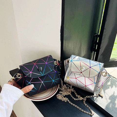 Women Laser Geometric Triangle Splicing PU Mini Shoulder Bag Holographic Crossbody Bag With Gold Chain Fashion Handbag