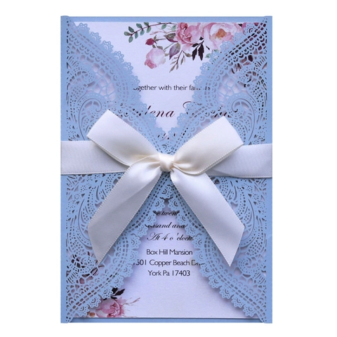 Carte d'Invitation de Mariage Découpée au Laser de Style Européen Élégante Couverture d'Invitation en Dentelle Creuse en Papier Perlé avec Ruban de Satin pour Banquet de Mariage