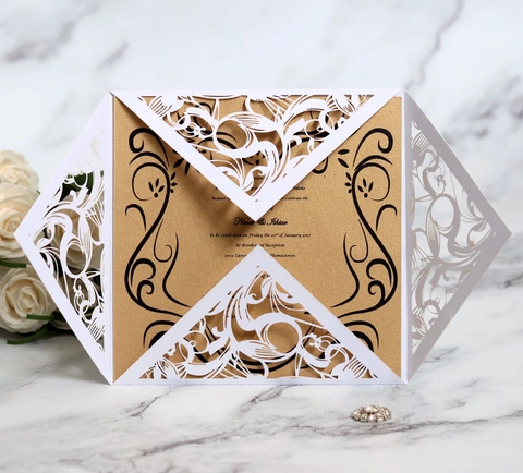 Biglietti d'Invito per Matrimonio in Stile Europeo Taglio Laser Carta Perlata Design Floreale per Festa di Nozze