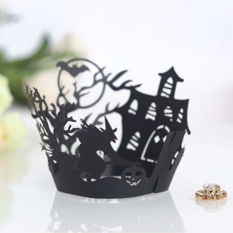 Halloween Cupcake-Hülle Laserschnitt Papier Tortenhüllen Schloss Hexe Fledermaus Gruselige Party Dessert Dekorative Spitzenhüllen