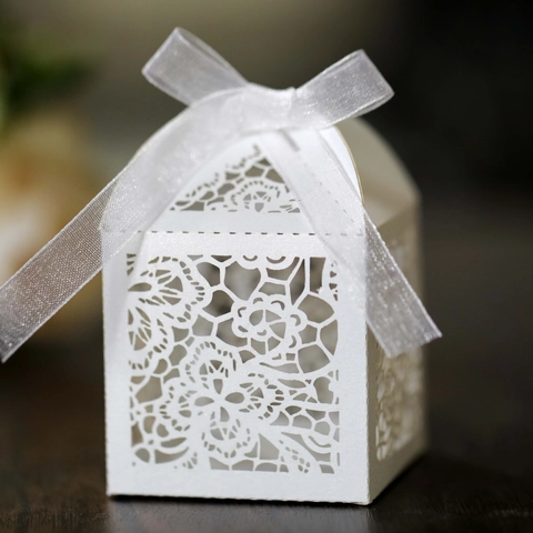 Cajas de Recuerdos para Boda Corte Láser Hueco Papel Perlado Corazón Floral Caja de Regalo Con Lazo para Decoración de Fiesta