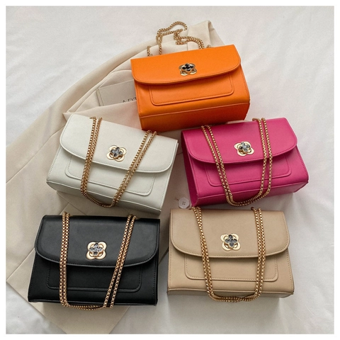 Women Fashion PU Leather Chain Crossbody Bag Small Square Bag With Flower Metal Lock Trendy Shoulder Bag For Daily Use