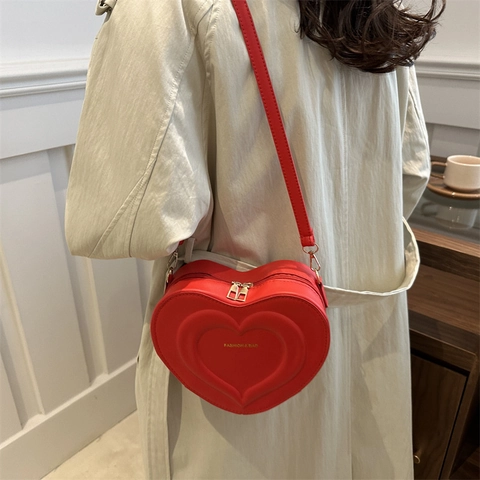 Heart Shaped PU Leather Crossbody Bag 3D Embossed Solid Color Fashion Shoulder Bag Zipper Purse For Women Daily Use