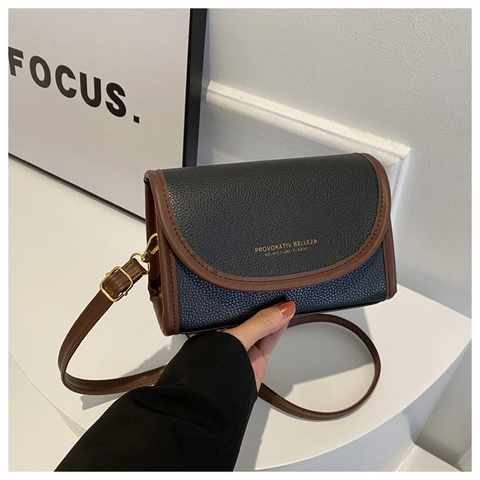 Minimalist PU Leather Lychee Grain Crossbody Bag For Women Retro Contrast Color Edging Square Shoulder Bag Daily Commute Small Bag