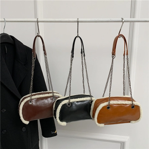 Women Winter Fashion Plush Splicing Crossbody Bag Stylish PU Leather Chain Shoulder Bag Retro Soft Square Messenger Bag
