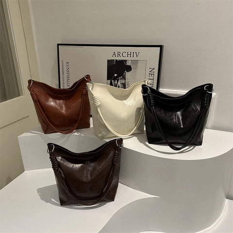 Women Retro PU Leather Shoulder Bag Large Capacity Minimalist Hobo Tote Bag Slouchy Style Fashion Daily Commuter Handbag