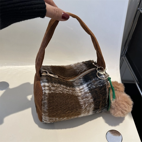 Retro Plaid Canvas Mini Cylindrical Handbag For Women Winter Faux Fur Trim Patchwork Crossbody Bag Small Shoulder Bag