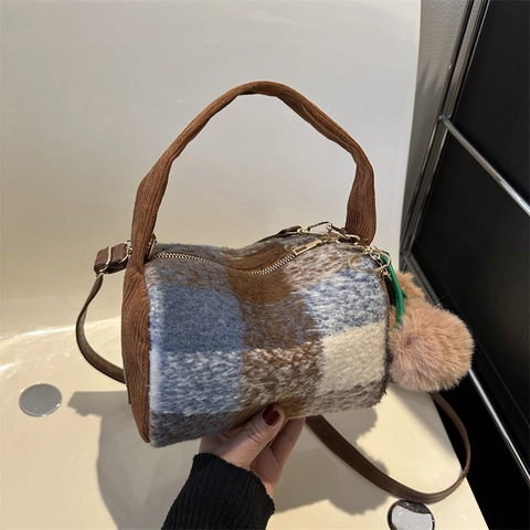 Retro Plaid Canvas Mini Cylindrical Handbag For Women Winter Faux Fur Trim Patchwork Crossbody Bag Small Shoulder Bag