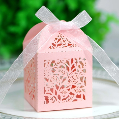 Elegant Laser Cut Hollow Rose Flower Candy Box With Satin Ribbon Pearl Paper Wedding Party Valentine Favor Gift Box