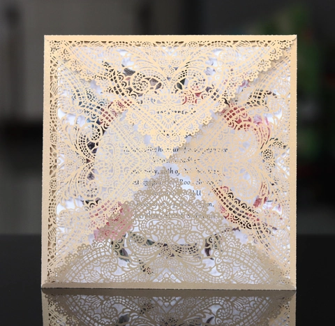 Laser Cut Wedding Invitation Cards Pearl Paper Hollow Lace Floral Greeting Cards With Envelope For Party Engagement Celebration