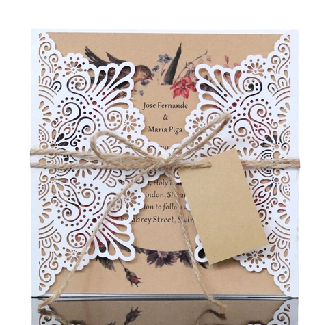 Europäischer Stil Lasergeschnitten Hohlblumen Hochzeit Einladung Set Perlmuttpapier Kraft Einladungskarten Für Hochzeit Party