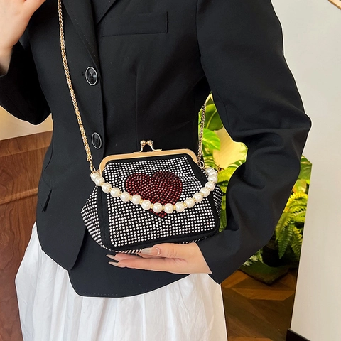 Borsa da Sera a Forma di Cuore con Strass e Conchiglia con Manico in Perle Artificiali Catena in Metallo per Donna