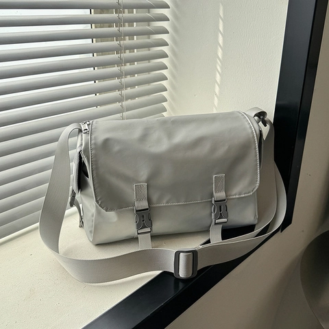 Bolso Mensajero de Mujer Gran Capacidad Cuero PU Casual Correa Ancha Hombro Color Sólido Solapa Doble Hebilla Bolso Tote