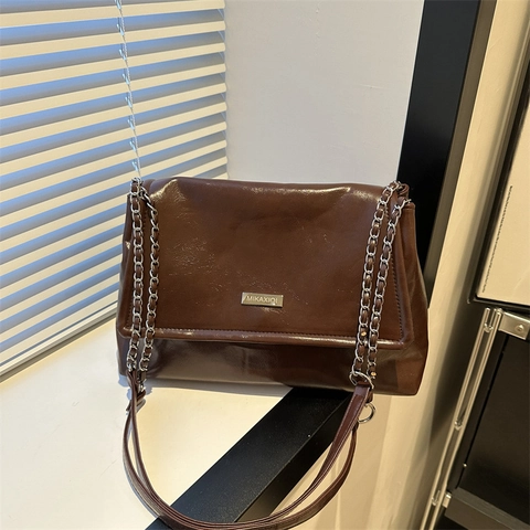 Women Urban Minimalist PU Leather Shoulder Bag Solid Color Chain Strap Large Capacity Tote Bag Trendy Flap Handbag Purse