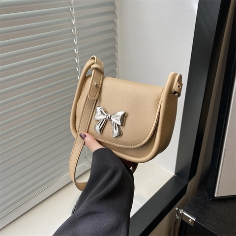 Sac Selle à Nœud Papillon Style Coréen en Cuir PU Petit Sac à Bandoulière Mode Sac à Main Mignon pour Femme Quotidienne