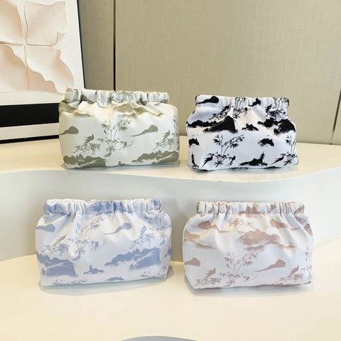 Nouveau Style Chinois Pochette Nylon Imprimé Paysage pour Femmes Sac à Maquillage Grande Capacité Peinture à l'Encre Vintage