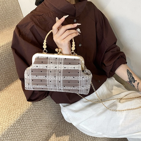 Γαλλική Ρετρό Τσάντα Ώμου με Πουά και Καρό για Γυναίκες Γλυκιά Τσάντα Κοχύλι Με Μεταλλική Λαβή Κρίκο Κούμπωμα Kiss Lock