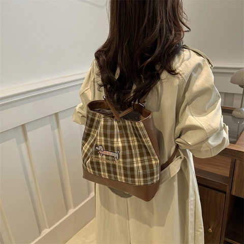 Borsa Tote Plaid Retrò Britannica Ricamo Bassotto Cartoon Grande Capacità PU Pelle Patchwork Borsa a Spalla per Donna
