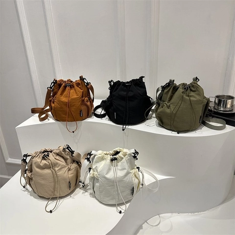 Nylon Drawstring Bucket Bag For Women Lightweight Crossbody Shoulder Bag Simple Casual Cell Phone Bag With Side Mesh Pockets