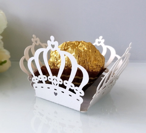 Crown Laser Cut Hollow Pearlescent Paper Chocolate Wrapper Wedding Party Candy Decoration Cupcake Liner Baking Supplies