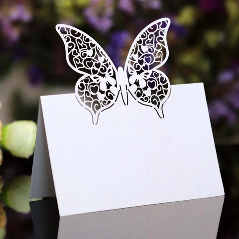 Marque-places Papillon Découpe Laser Papier Perlé Ajouré Motif Cœur Cartes de Nom pour Mariage Banquet Fête Table