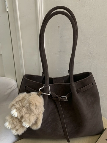 Damen Retro Große Kapazität PU Tote Bag Mode Urban Minimalistisch Ziernaht Pendler Schultertasche Mit Plüschhase-Anhänger